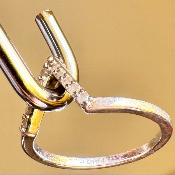 Genuine Diamond V Ring (1/10 ct. t.w.) in Sterling Silver, Size 5 - Picture 11 of 16